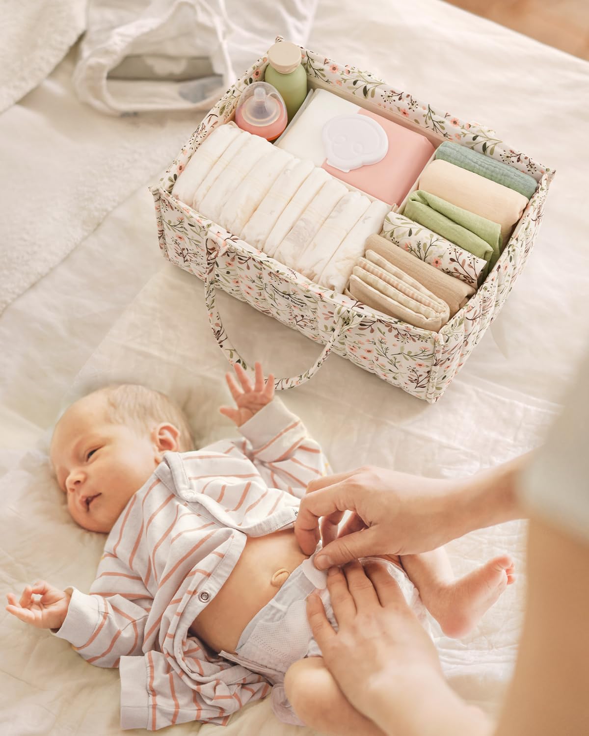 Blissful Diary Floral Diaper Caddy Organizer, Stylish Nursery Storage Basket, Gift for Baby Shower, Baby Registry Must Have, Newborn Essentials, Pastoral Daisy