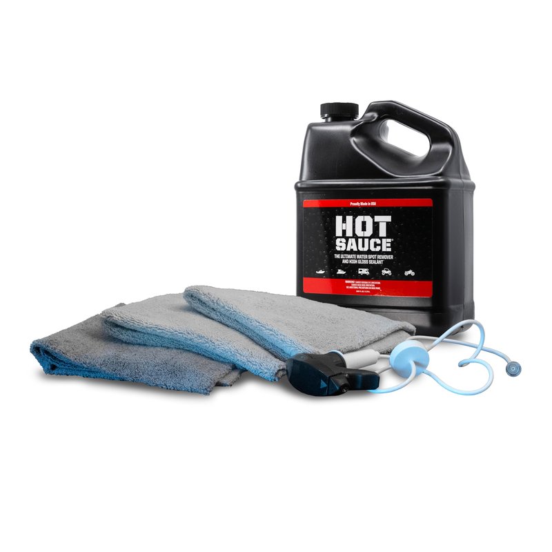 Boat Bling Hot Sauce To Go Kit, 1 Gallon with Sprayer and 3-Pack Towels