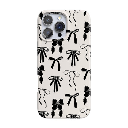 Casely iPhone 15 Pro Max Case | Nantucket Cottage | Blue Hydrangea | Compatible with MagSafe | Classic Ultra Slim Design