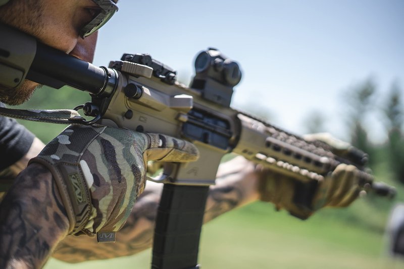 Mechanix Wear Original Tactical Glove - High Performance Anti-Slip Grip Safety Gloves - Impact Resistant & Touchscreen Capable - Large - MultiCam Camouflage