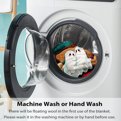 Halloween Throw Blanket Gifts for Men Women, Halloween Fall Throw Blanket, Cozy Halloweens Blanket for Couples Adults, Boo Basket Gift for Boyfriend Girlfriend, Flannel Blankets for Bed Couch, 50"X60"