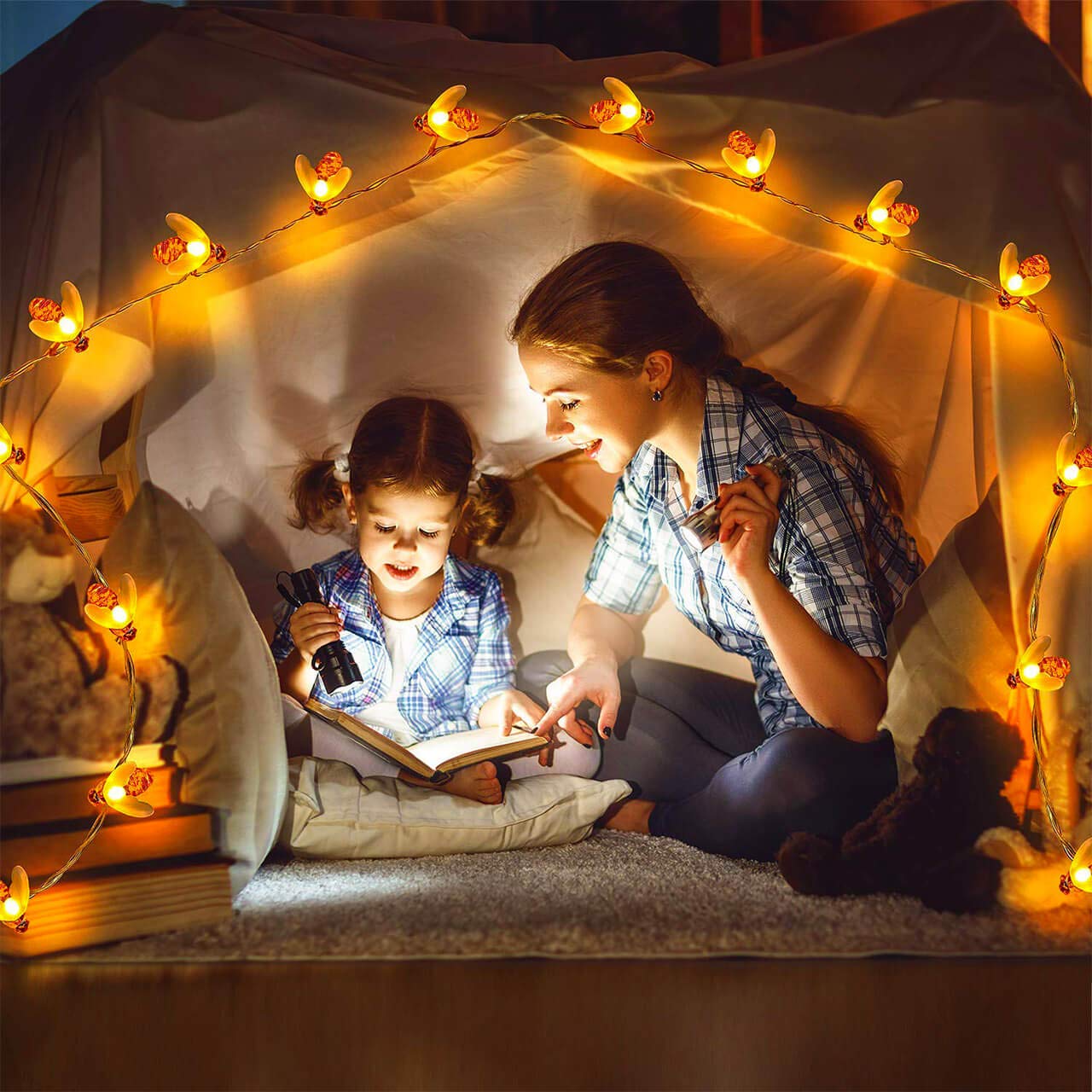 SEMILITS Honey Bee String Lights 8 Modes 30 LED Cute Bee Decor String Light Battery Operated Fairy Graden Lights for Wreath Christmas Party Patio Camping Indoor Outdoor Decorations