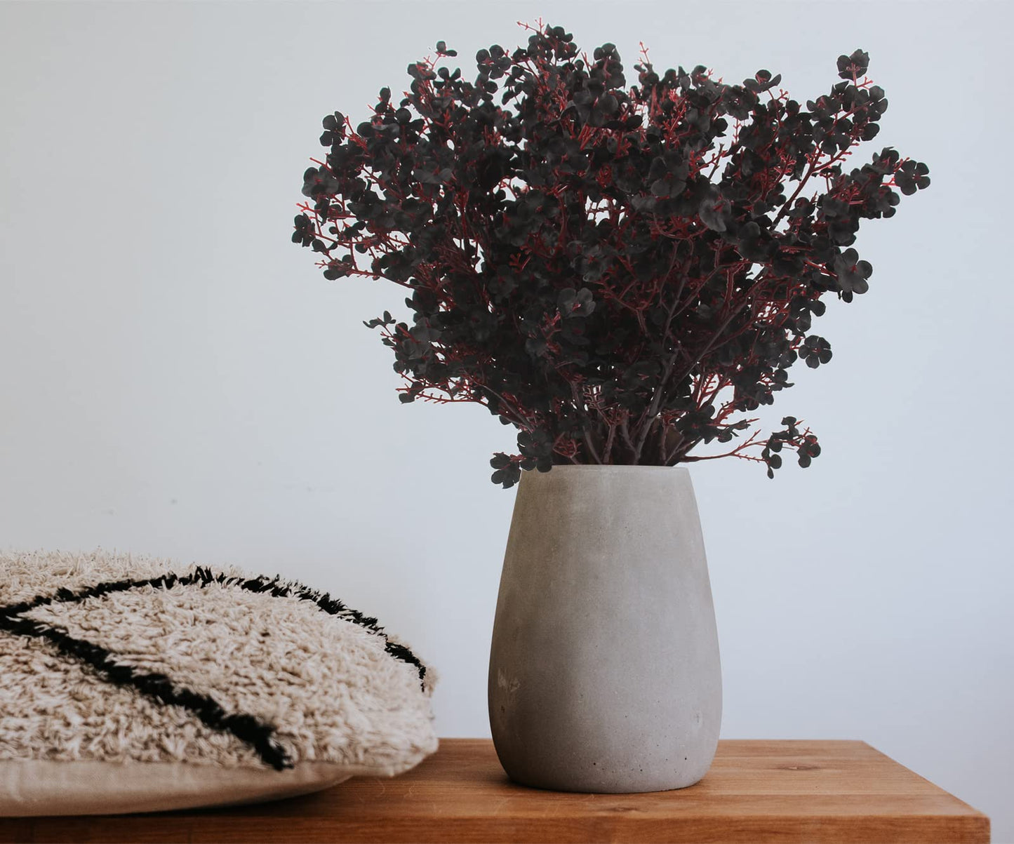 Hananona 10 Pcs Babys Breath Artificial Flowers Black Fake Silk Flowers for Halloween Home Decor Floral Arrangement Table Centerpieces (10, Black)