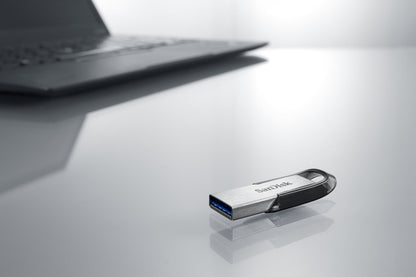 SanDisk 128GB Ultra Flair USB 3.0 Flash Drive USB stick, Memory stick with transfer speeds up to 150 MB/s, Password protection, Durable, Sleek Metal Casing Silver/Black