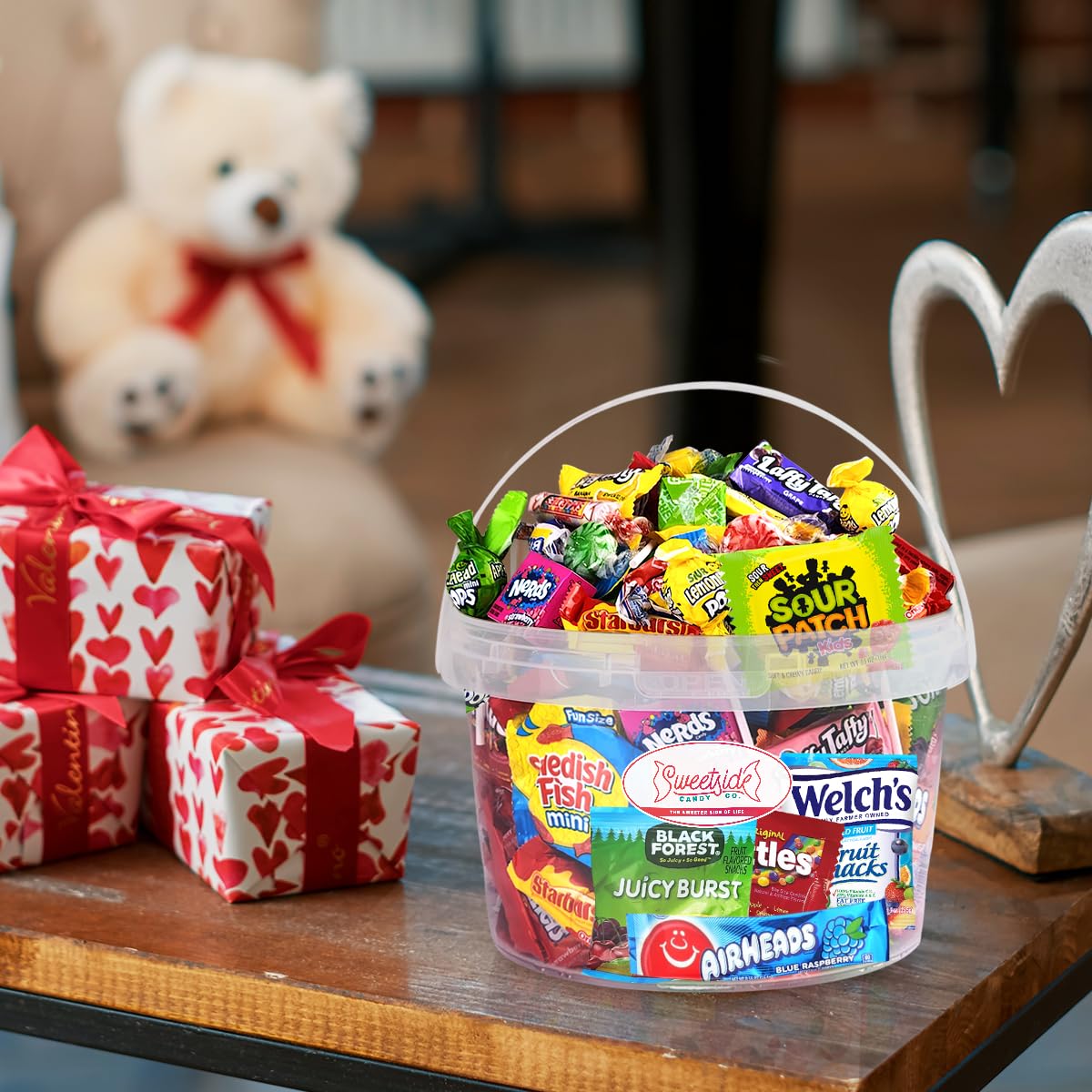 Bulk Candy Variety Pack - Assorted Box - Gift for Birthday Party, Kids, College Students & Adults (4 Pound)