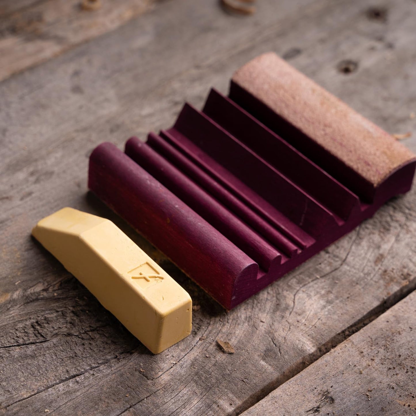 Flexcut SlipStrop, Polish and Debur Cutting and Carving Tools For Razor Sharp Blade Edges