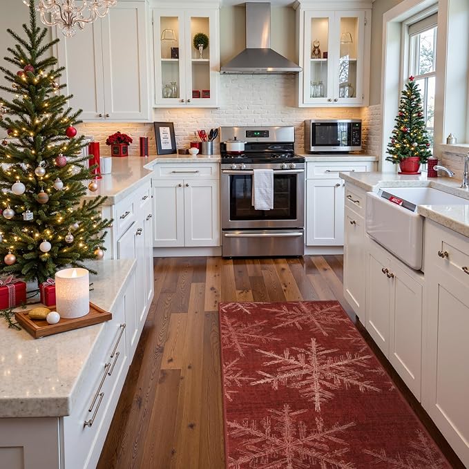 Lahome Snowflake Christmas Area Rug, 2x4 Washable Christmas Kitchen Rugs for Entryway Soft Doormat Indoor, Small Red Rug Non-Slip Holiday Decor Entryway Rugs for Bathroom Bedroom(2x4ft,Red)