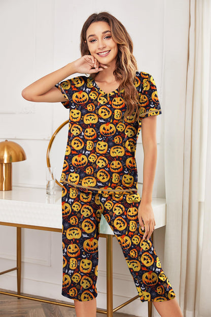 Ekouaer Women's Sleepwear Capri Pajama Sets Short Sleeve Two-Piece Pjs V Neck Tops & Capri Pants with Pockets S-3XL