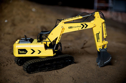 Revell 24924 Digger 2.0. 2.4 GHZ 6 Channel With Working Metal Bucket