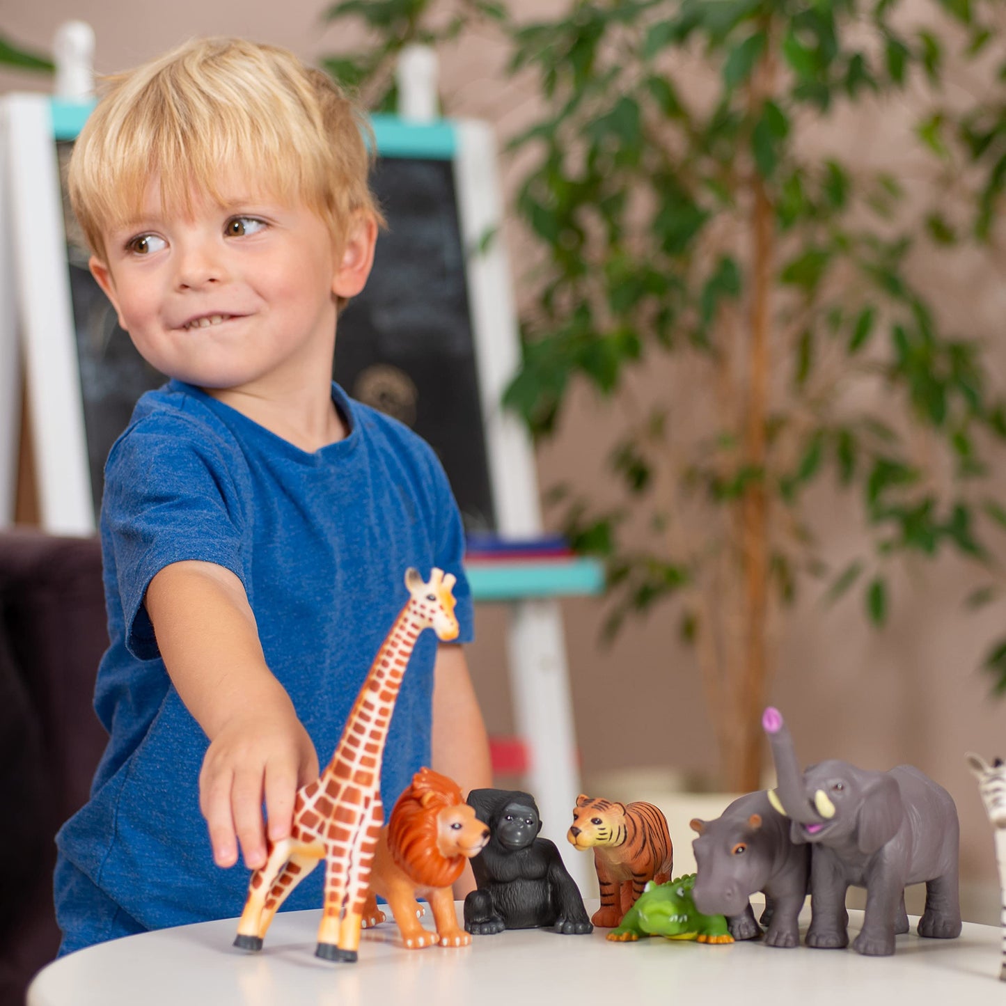 Learning Minds Jungle Animal Figures - Set of 8 Jumbo Zoo Animals For 1, 2, 3 Year Olds - Toy Safari Animals For Kids Age 18 Months Plus - Toys For 1 Year Old Boys - Suitable From 18 Months