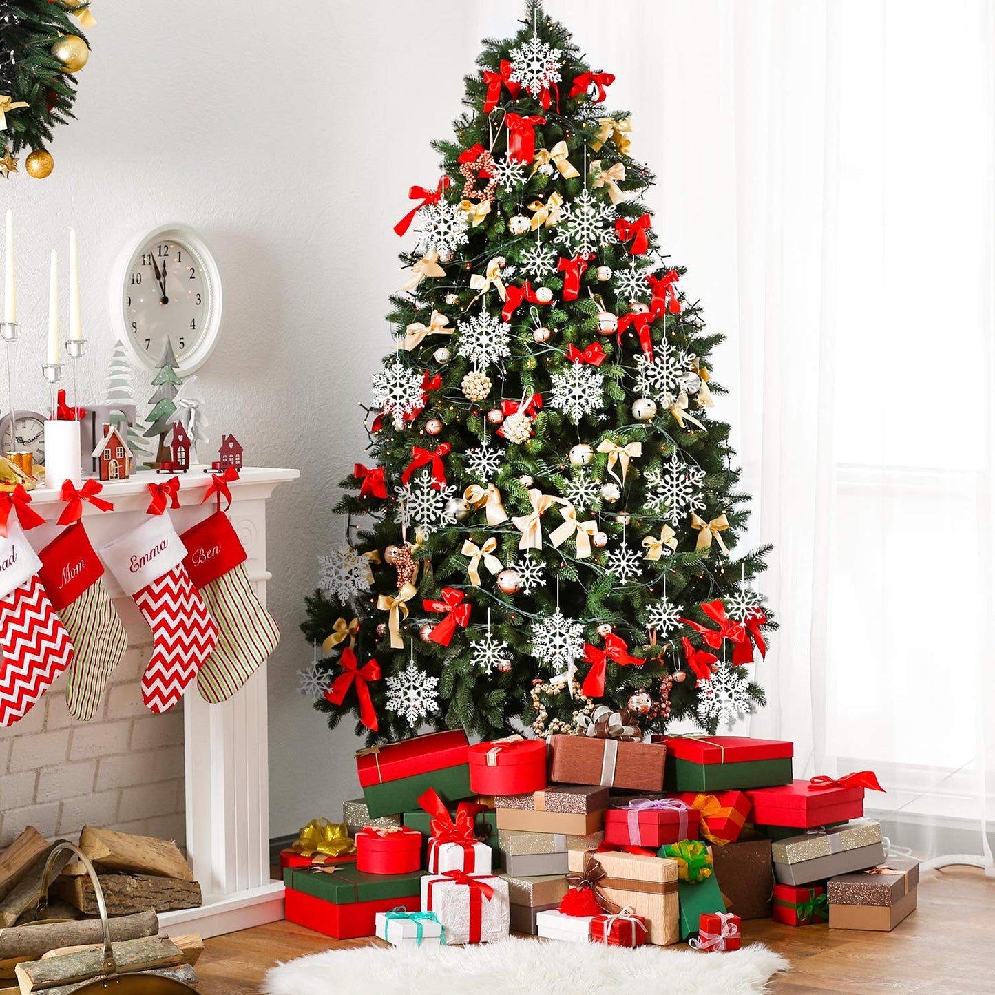Whaline 40Pcs White Glitter Snowflake Winter Snowflake Ornaments Christmas Hanging Decorations with 197 Inches Silver Rope for Wedding Birthday Home Xmas Tree Window Door Accessories