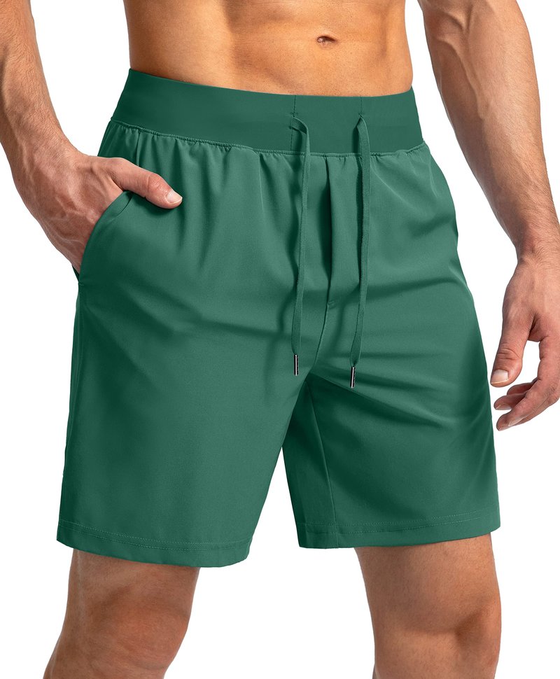 Soothfeel Men's Running Shorts with Zipper Pockets 7 Inch Lightweight Quick Dry Gym Athletic Workout Shorts for Men (Green, L)