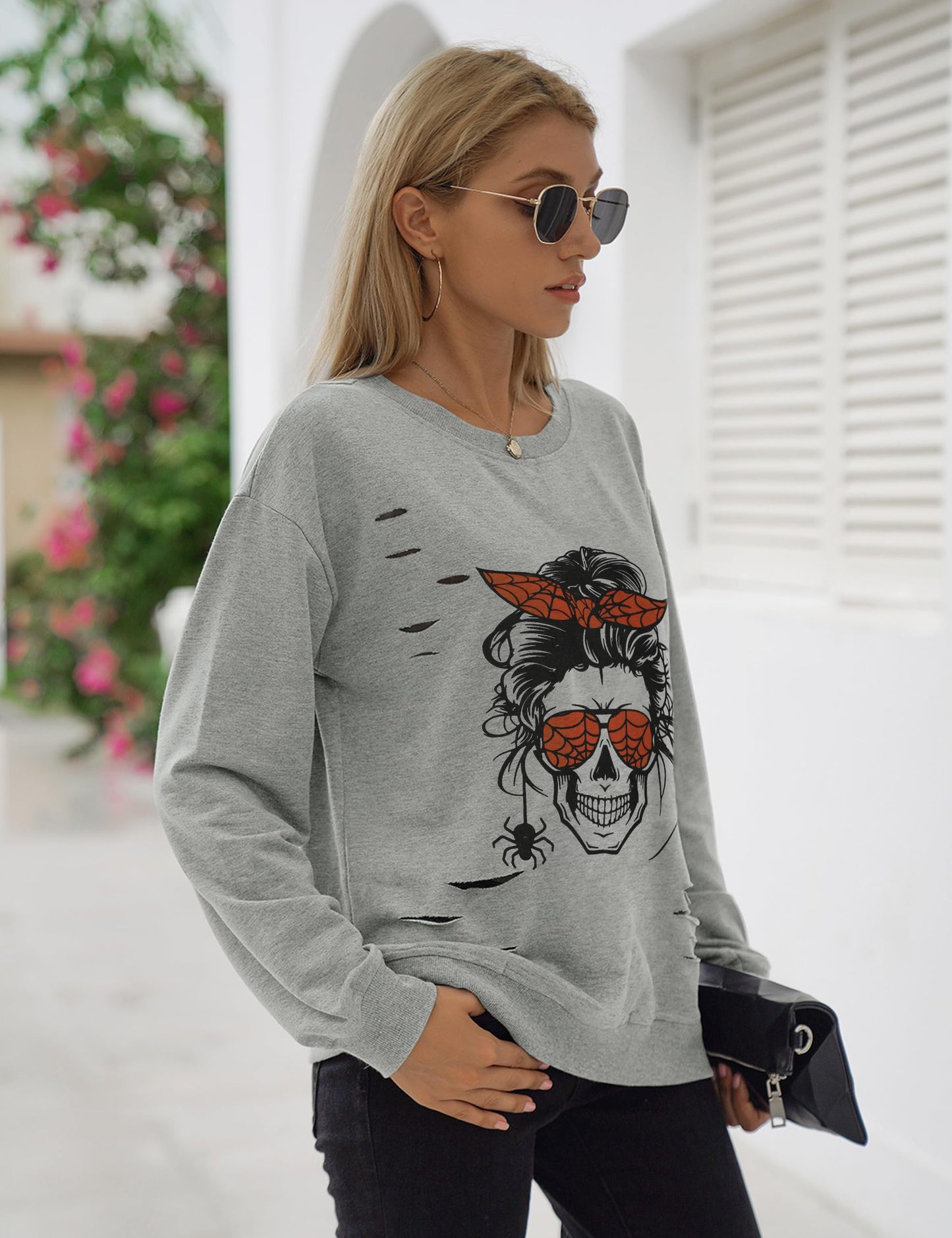 Blooming Jelly Women's Halloween Sweatshirts Skull Graphic T Shirts Long Sleeve Pullover Gothic Fall Trendy Outfits 2024 (Large, Gray-Spider)