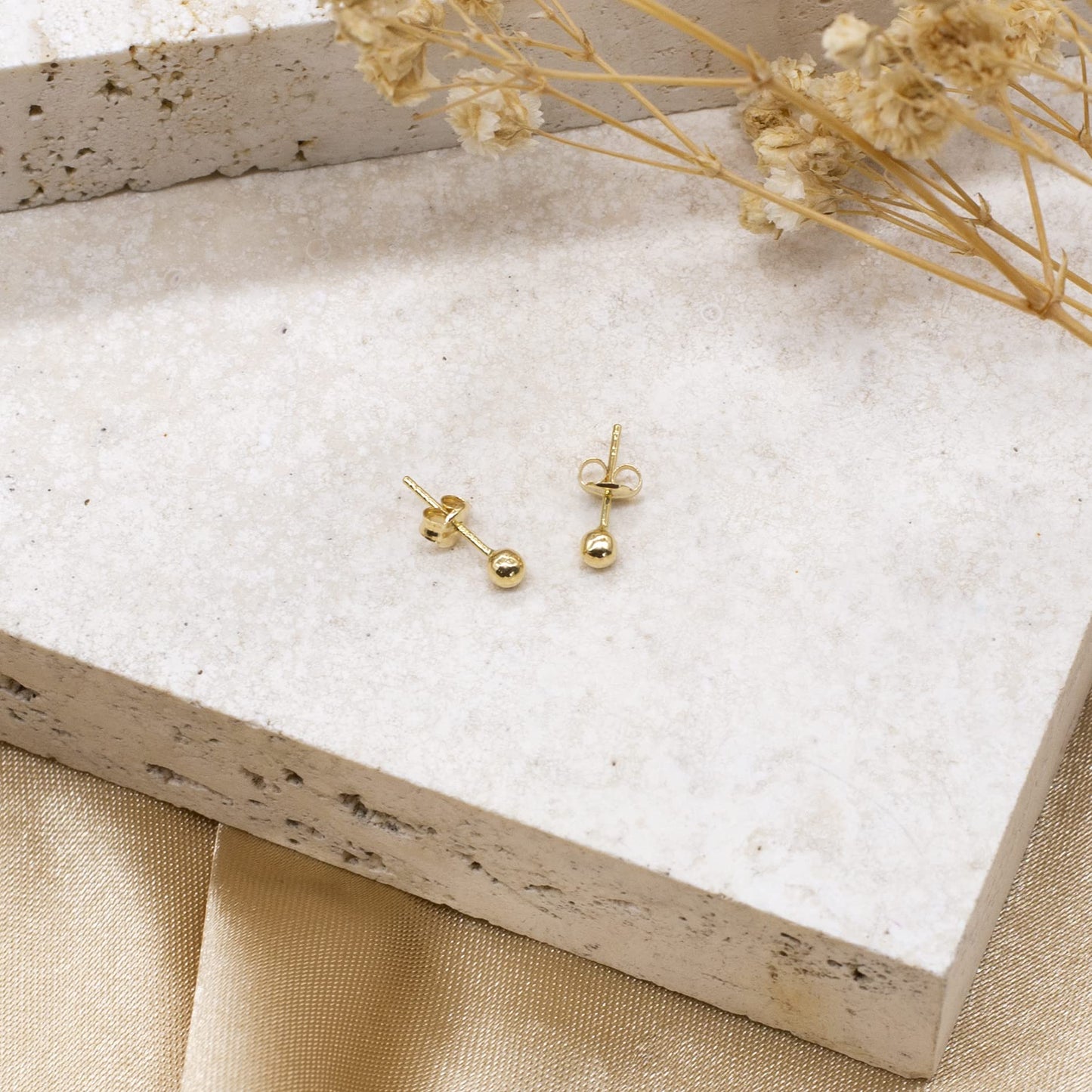 Carissima Gold Women's Polished Ball Stud Earrings 9ct (375) Gold