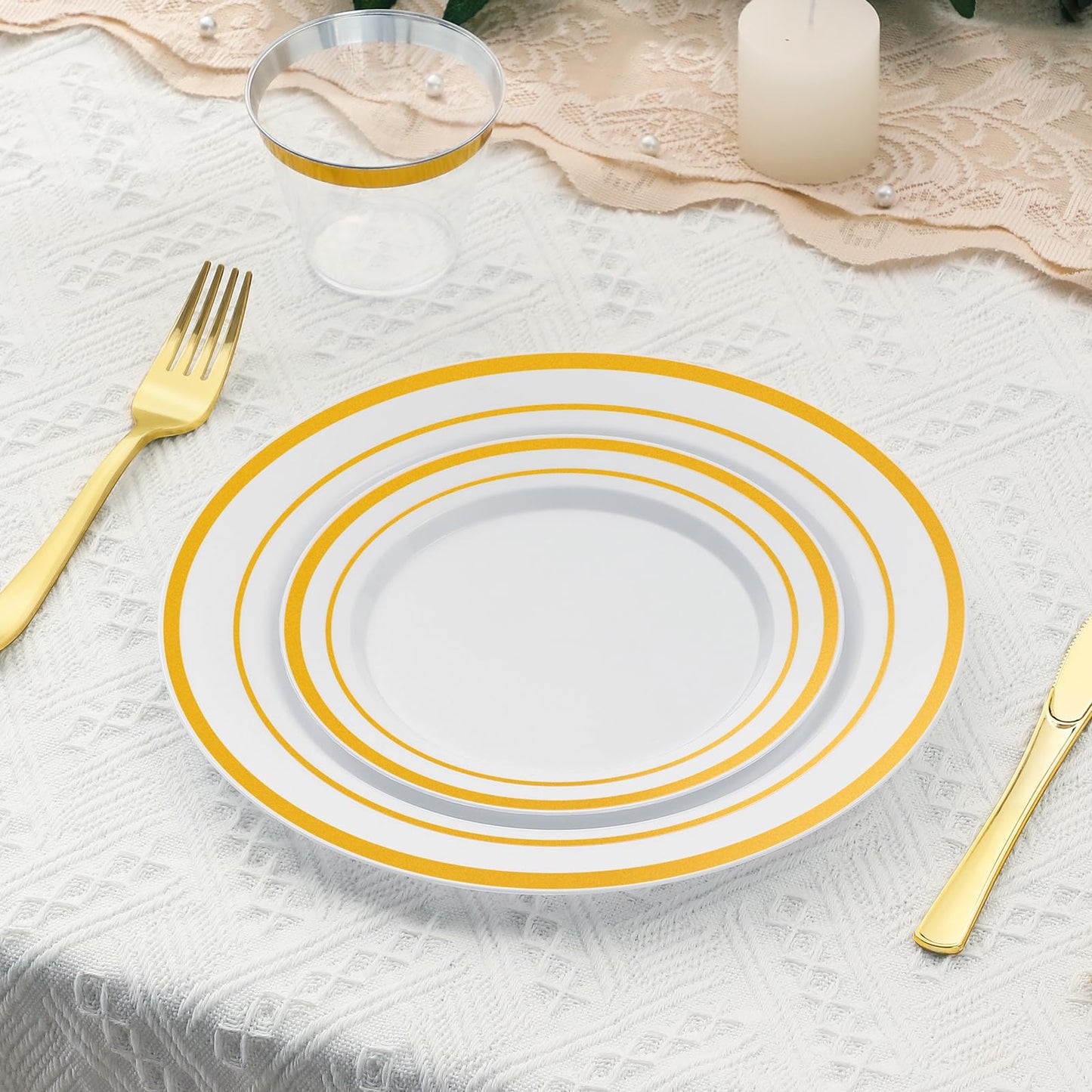 AOZITA 200 Pcs Gold Plastic Plates for Party, Heavy Duty Disposable Plastic Plates for Party, Holiday, Wedding, Thanksgiving and Birthday