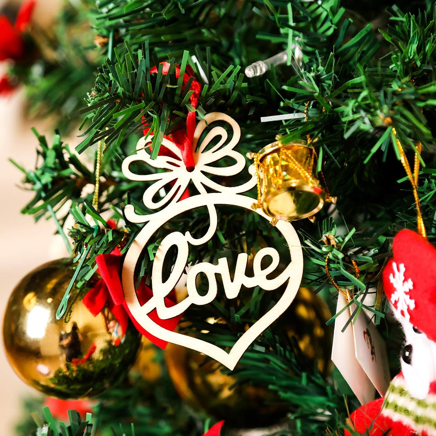Bememo 30 Pcs Christmas Ornaments Bulk Wooden Christmas Tree Decorations Hanging Faith Hope Rustic Religious Christian Hollow Ornaments for Gifts Xmas Party Decorations Craft