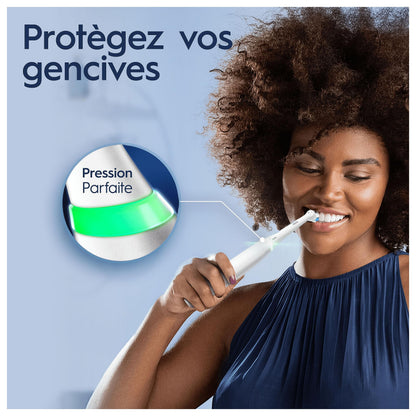 Oral-B iO 5N Electric Toothbrush, Pressure Sensor to Protect Gums and Sensitive Teeth, with Accessories, 1 Soft Brush, 1 Charger, 1 Travel Case, White