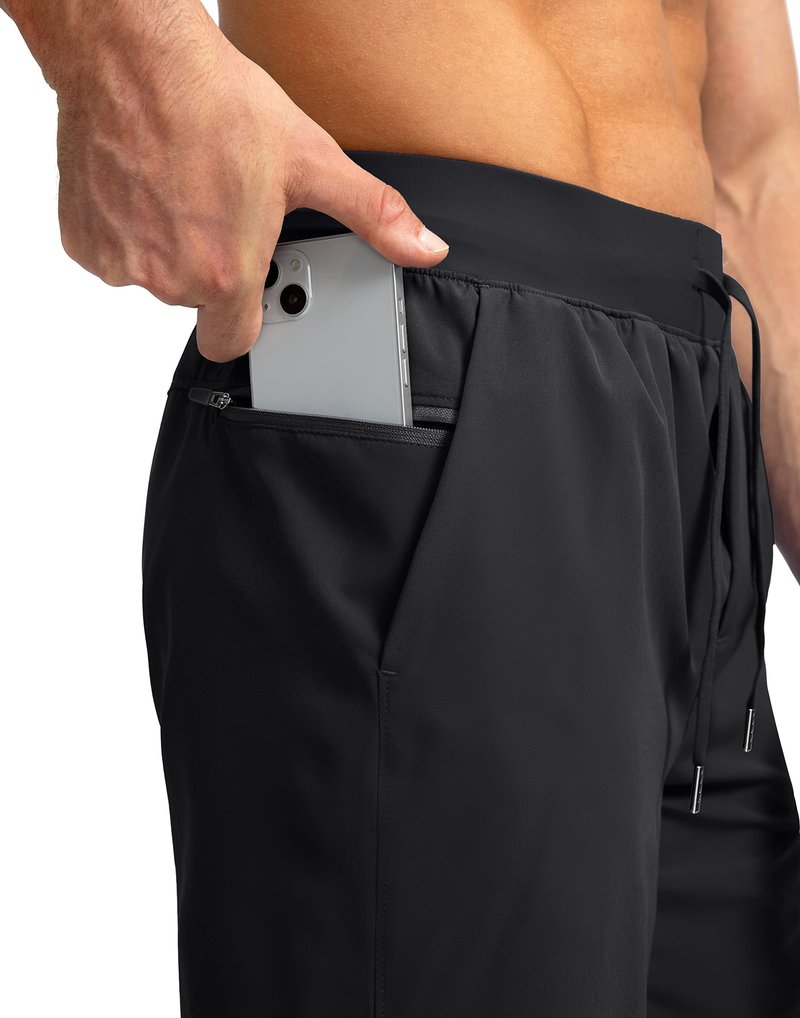 Soothfeel Men's Running Shorts with Zipper Pockets 7 Inch Lightweight Quick Dry Gym Athletic Workout Shorts for Men (Black, M)