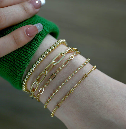 Waterproof Gold Bracelet Stack for Women Non Tarnish,Stainless Steel Dainty Bracelets Layered Paper Clip Bracelet Chain Bracelet for Women Jewelry