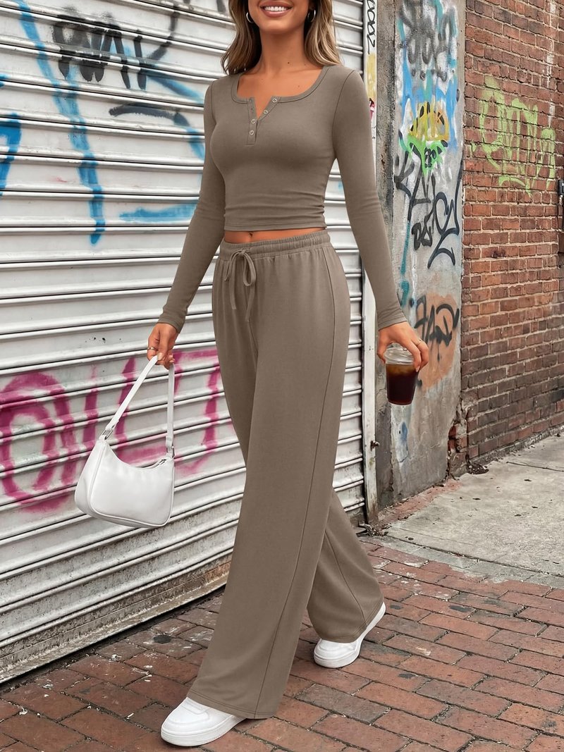 Trendy Queen Women's 2 Two Piece Matching Lounge Sets 2026 Airport Travel Fall Fashion Outfits Crop Top Wide Leg Pants Sweat Suits Workout Gym Y2k Clothes Casual Sweatsuit Loungewear Winter Clothing