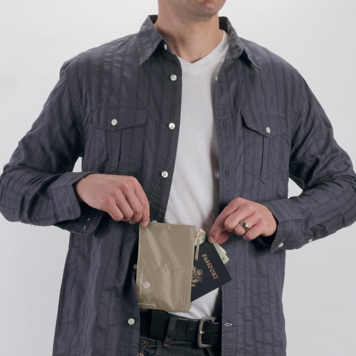 Eagle Creek Travel Gear RFID Blocker Hidden Pocket, Tan, One Size