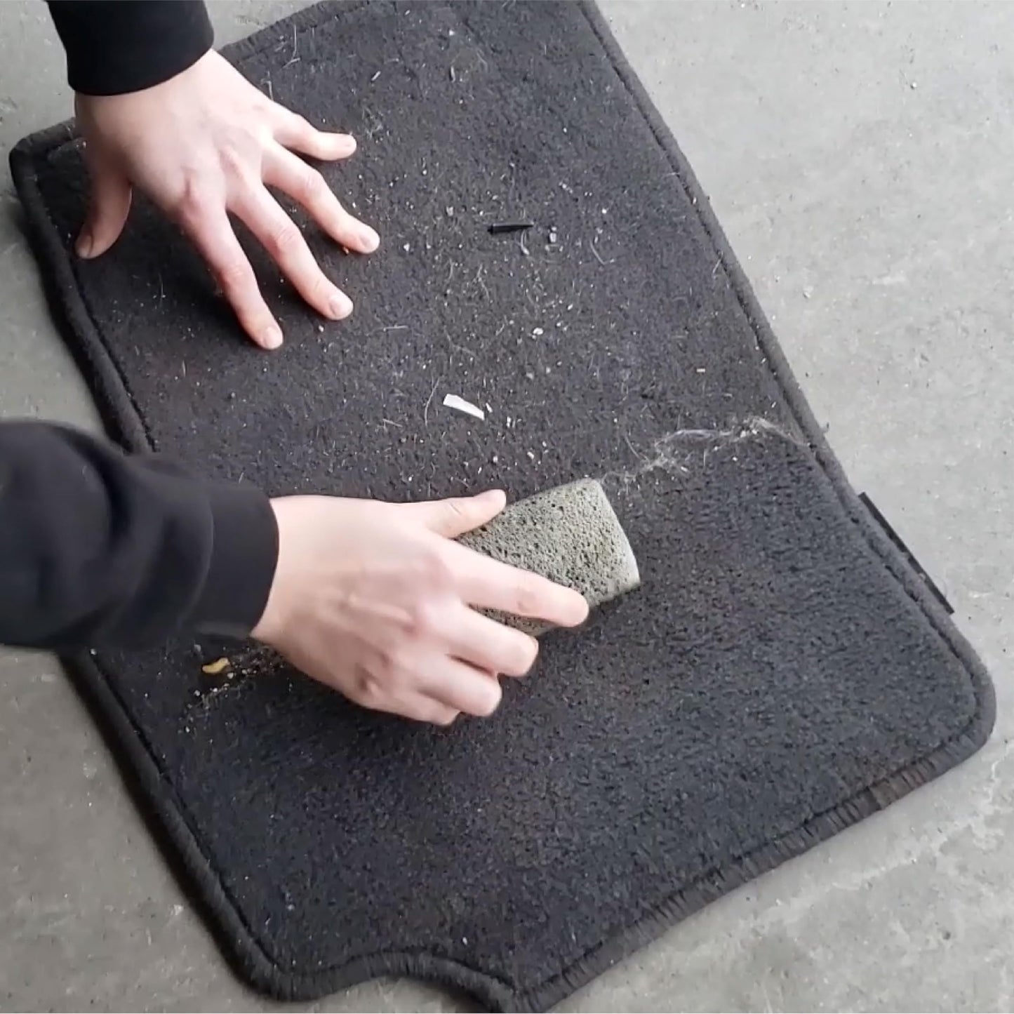 Fur-Zoff Pet Hair Removal Tool for Carpet, Car, Rugs, Bedding, Clothing, Cat and Dog hair removal, Automotive Interior Detailing,gray