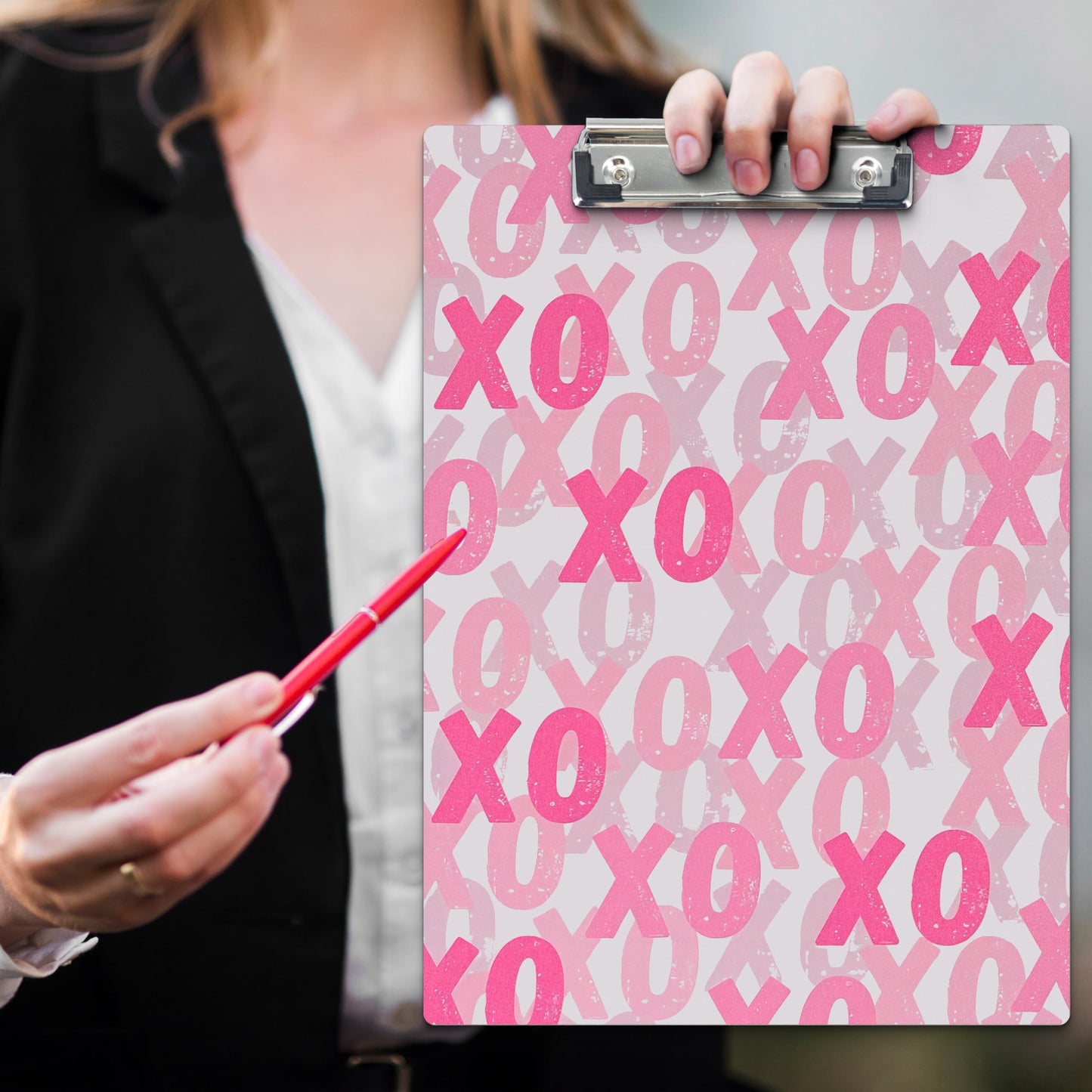 APJYM Trendy Preppy Pink XOXO Wooden Clip Board for Girls Student School Dorm Office, Standard A4 Letter Size 9x12.6 Inch