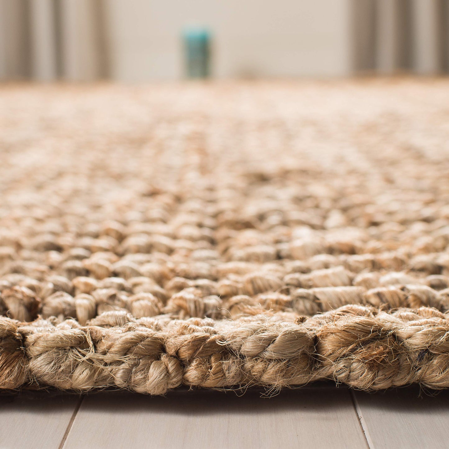 SAFAVIEH Natural Fiber Collection Area Rug - 6' x 9', Natural, Handmade Jute, Ideal for High Traffic Areas in Living Room, Bedroom (NFB447A)