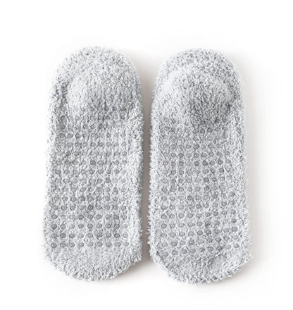 Bevigorio Slipper Socks for Women with Grippers Non Slip Fuzzy Socks with Grips Womens Grippy Grip Hospital Home Gifts 3pairs blackgreymix