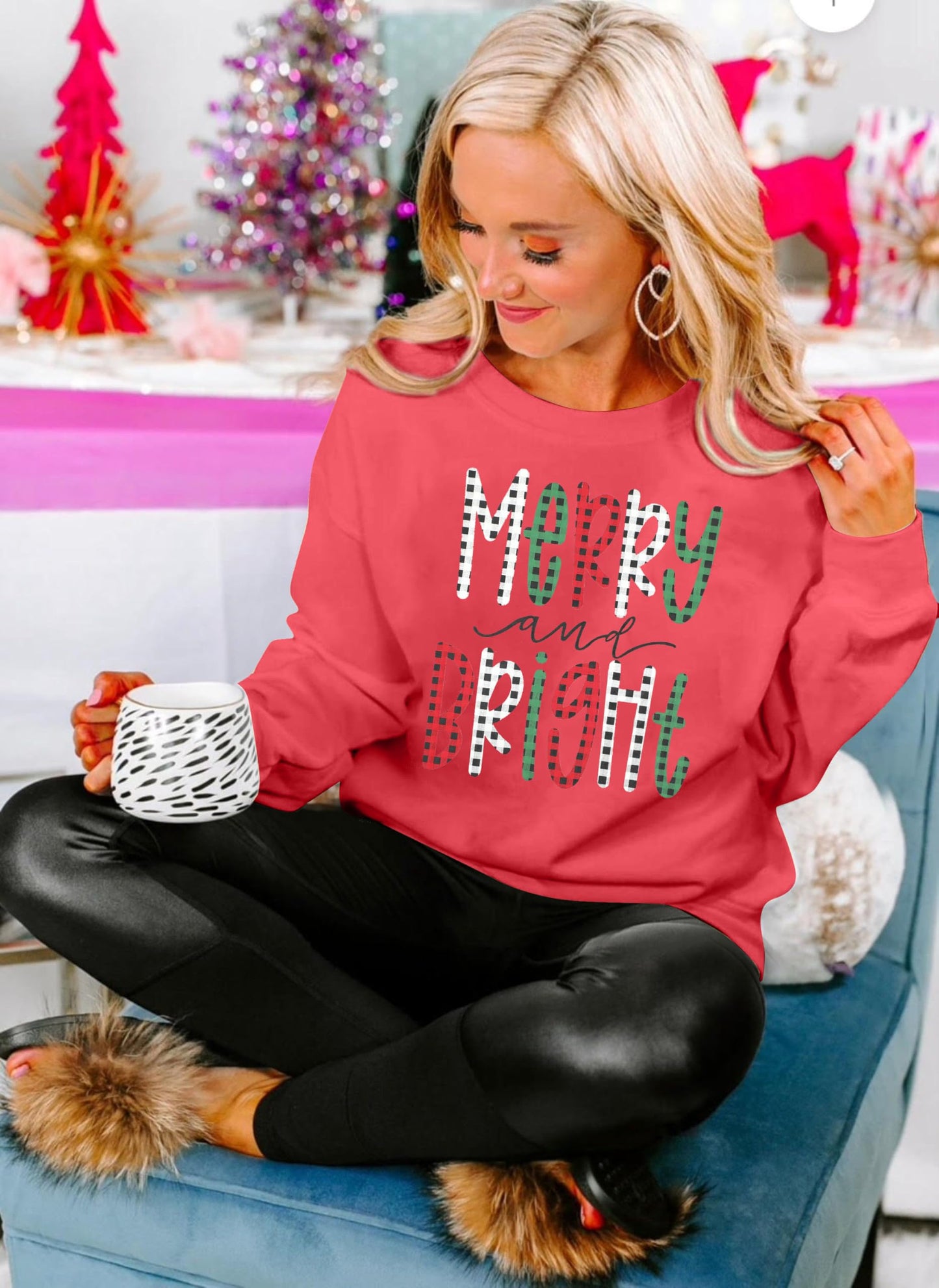 Christmas Sweatshirt Women Merry And Bright Christmas Pullover Shirt Novelty Chenille Patch Xmas Gift Holiday Top Pink