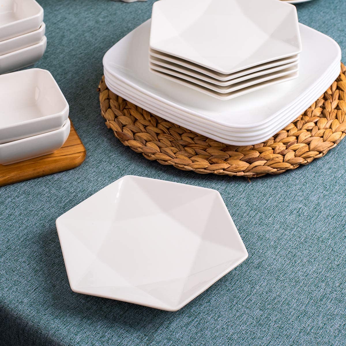 DELLING Appetizer Plates, White Ceramic Dessert Plates, Salad Plates Set, 7 inch Small Plates Set for Dessert, Snacks, Pasta, Side Dishes, Serving Plates Set of 6, Dishwasher Microwave Oven Safe