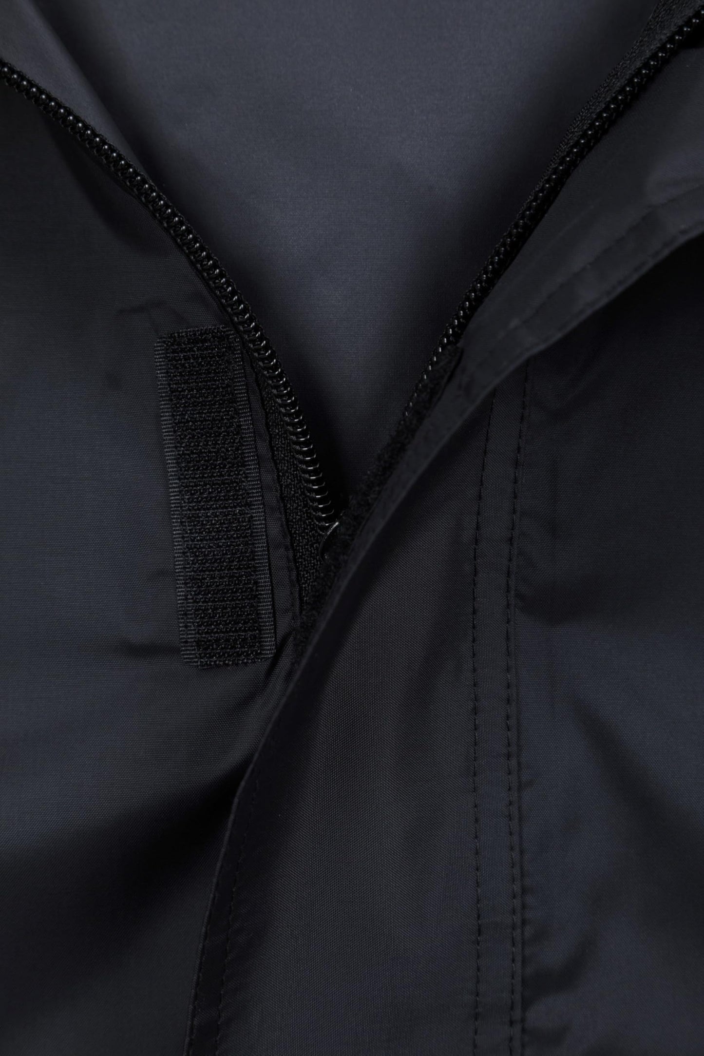 Mountain Warehouse Pakka Mens Waterproof Packable Jacket - IsoDry, Lightweight & Breathable Raincoat with Taped Seams & Packaway Bag - For Spring Summer & Travel Black L