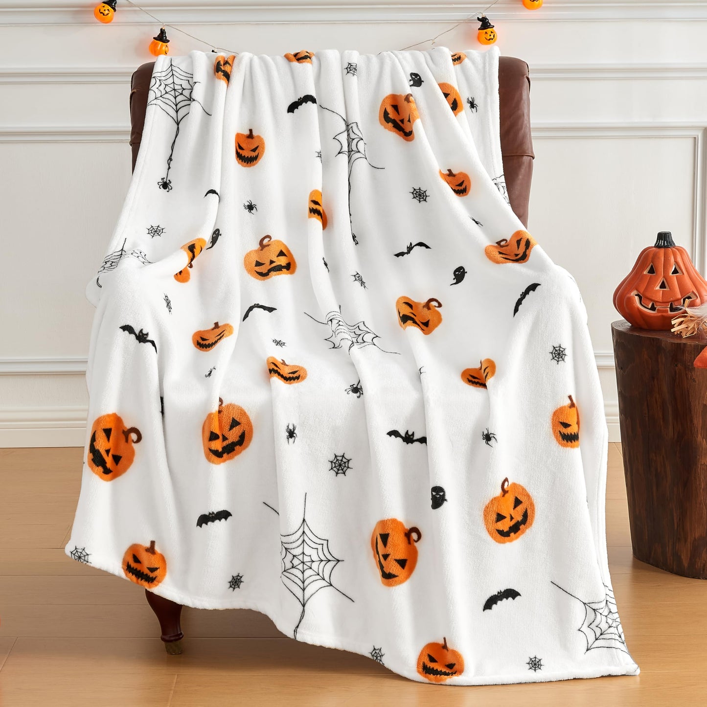 Edenleaf Soft Cozy Halloween Blanket, Spooky Pumpkin Bat Spider Webs Print White Throws for Couch Bed Home Decoration Gifts, Fuzzy Fleece Halloween Throw Blanket for Kids Adults 50"x60" (White)
