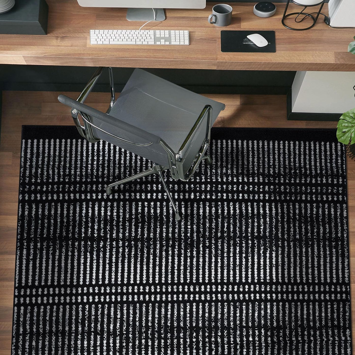 Rugshop Contemporary Stripe Lines High Traffic Living Room,Bedroom,Kitchen, Home Office Area Rug 5' x 7' Black