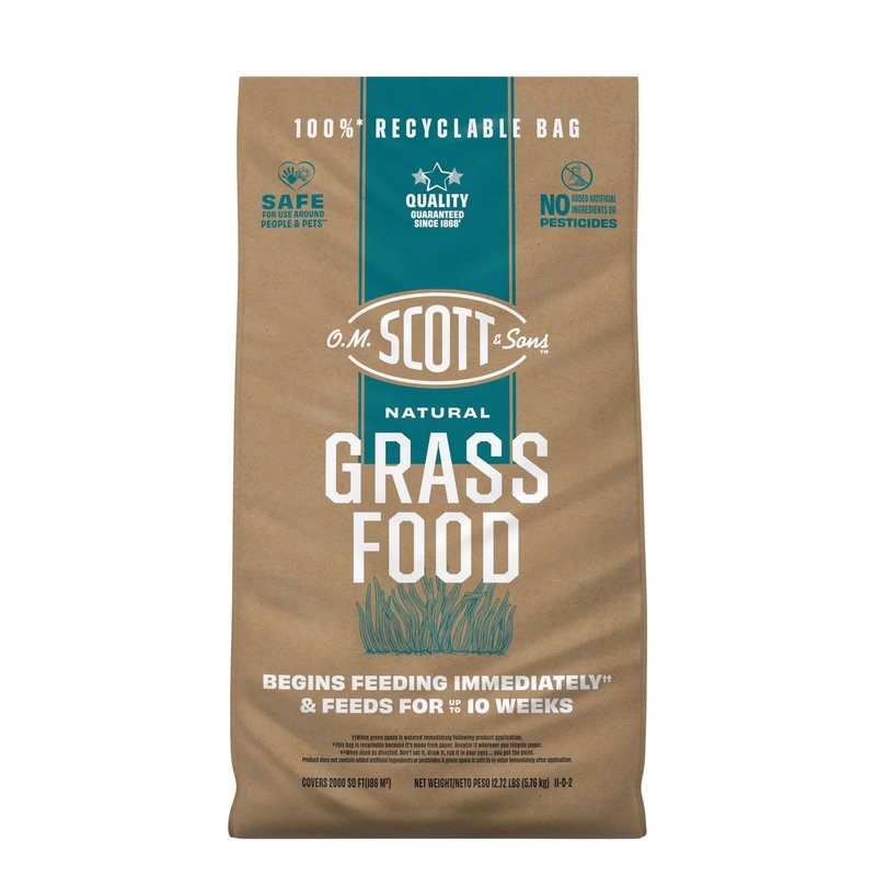 O.M. Scott and Sons Natural Grass Food - Grass Fertilizer for Lawns, Feeds up to 10 Weeks, Covers 2,000 sq. ft., 12.72 lb.