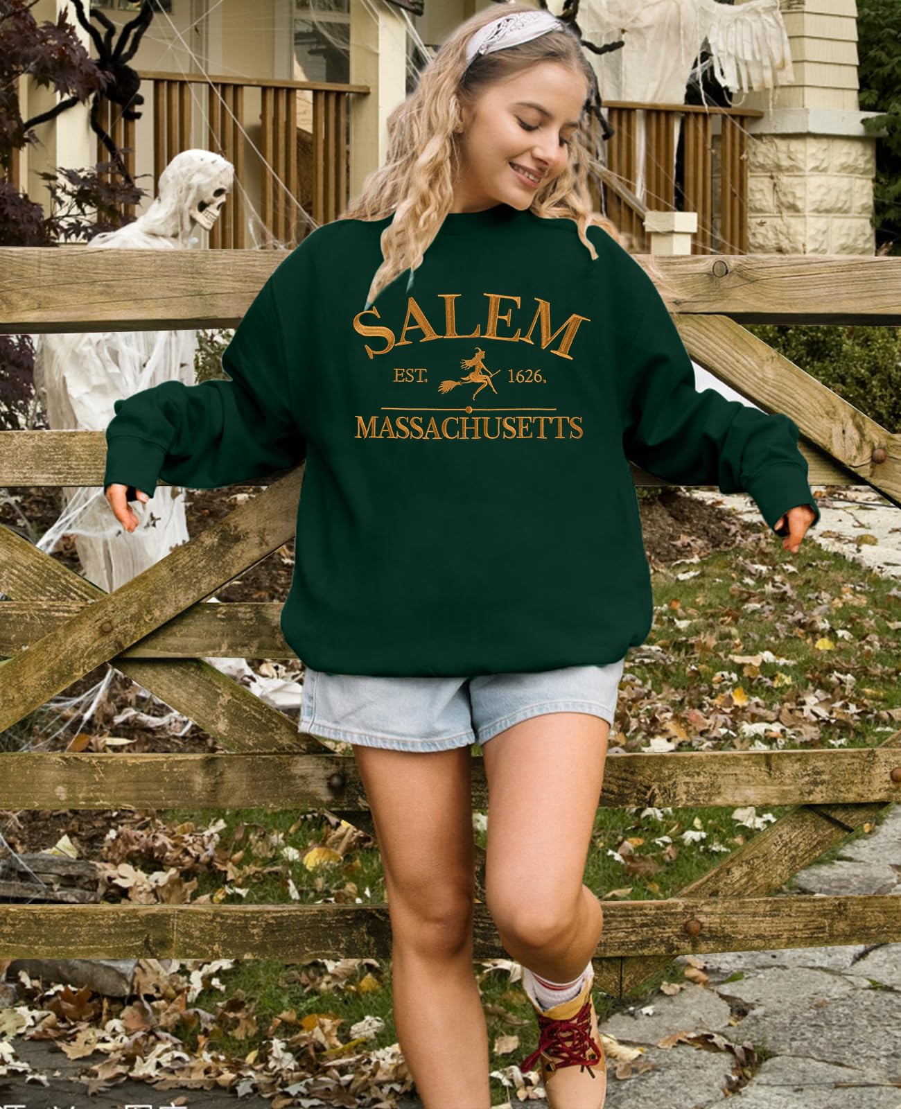 MYHALF Halloween Sweatshirts Women Oversized Salem Massachusetts Shirts Hocus Pocus Tees Tops Fall Holiday Crew Neck Pullover Green