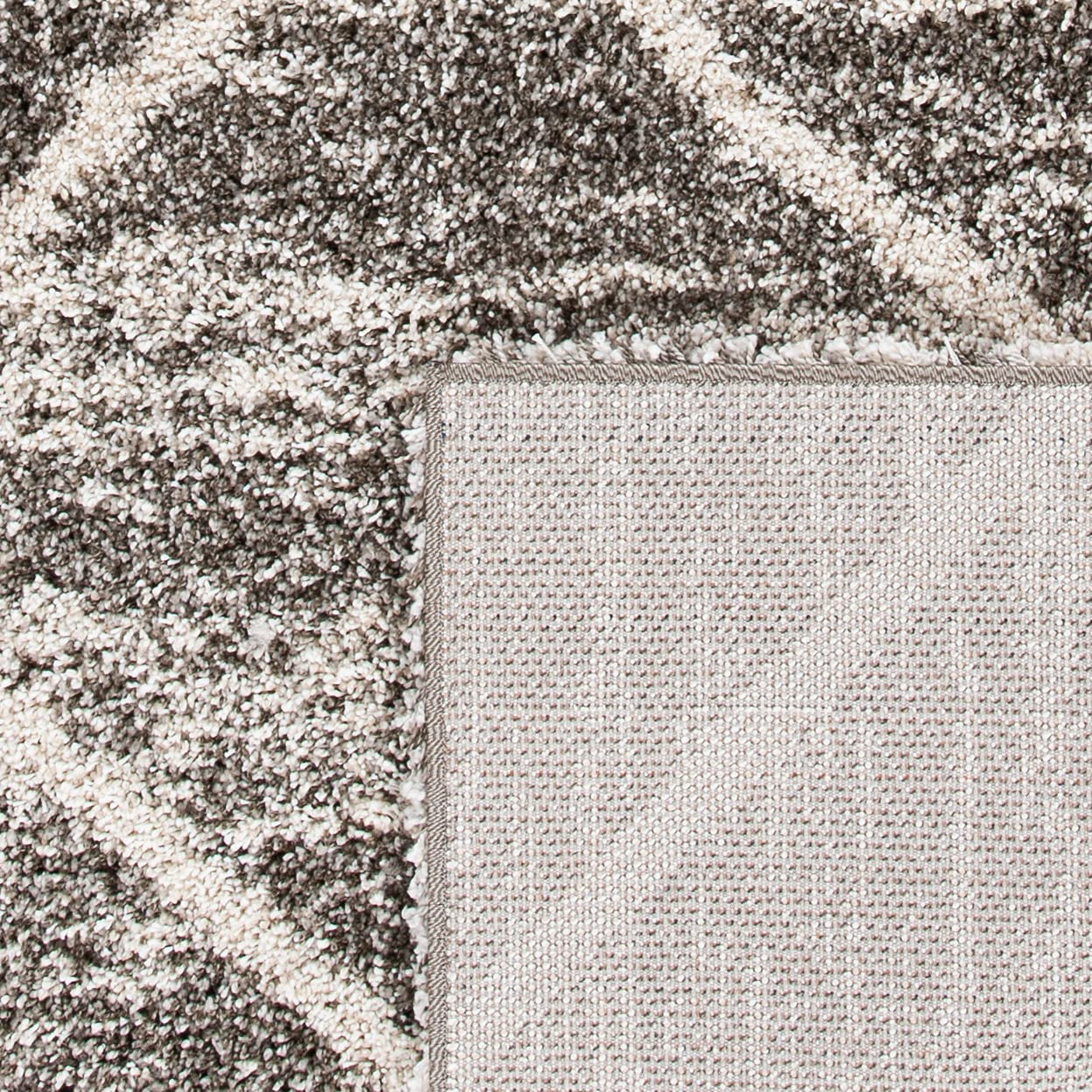 SAFAVIEH Hudson Shag Collection Accent Rug - 2' x 3', Distressed Grey & Ivory, Non-Shedding & Easy Care, 2-inch Thick Ideal for High Traffic Areas in Entryway, Living Room, Bedroom (SGH281K)