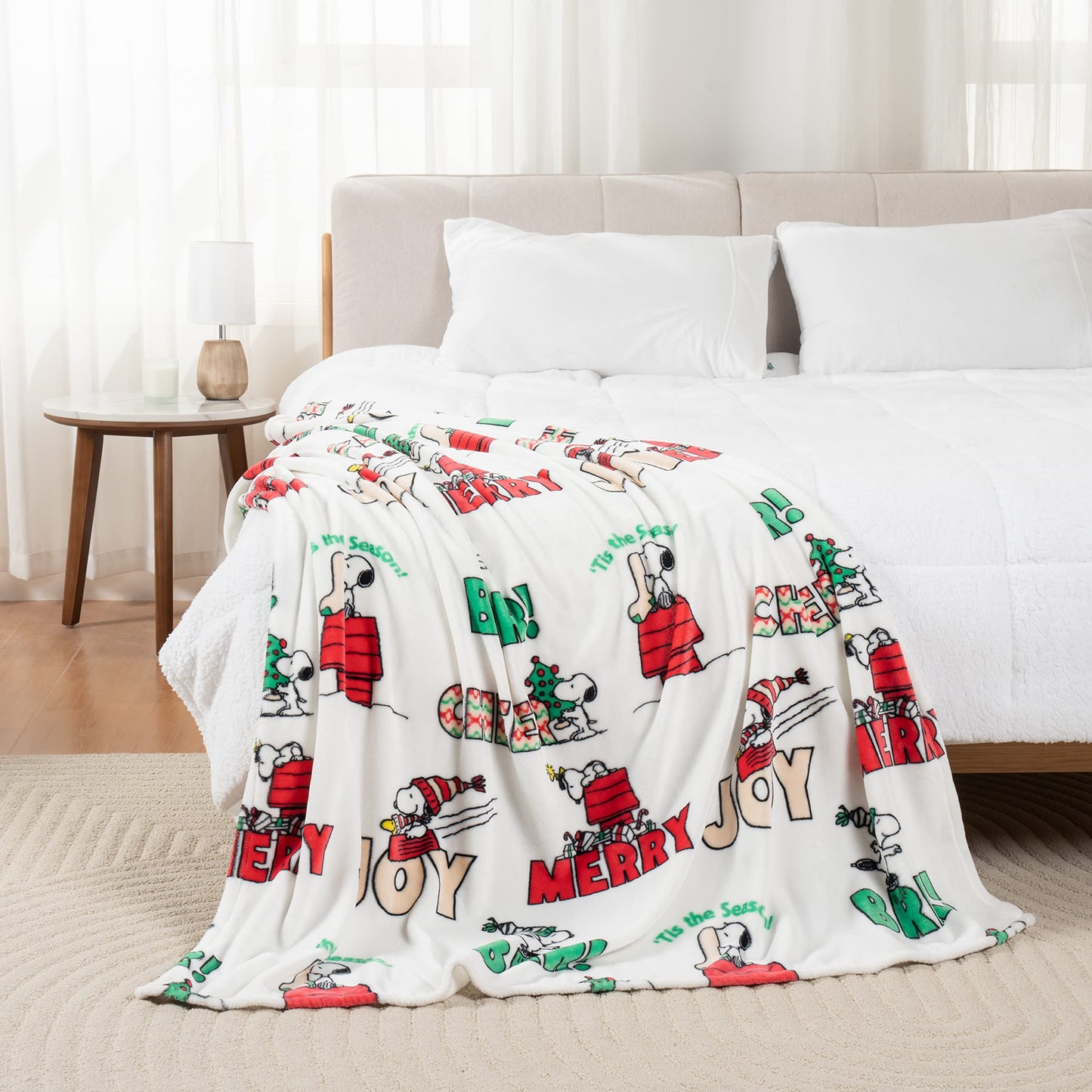 Berkshire Blanket Peanuts VelvetLoft Cute Character Snoopy Plush Throw Blanket,Peanuts Snowy Scene,Throw 55 in x 70 in (Official Peanuts® Product)