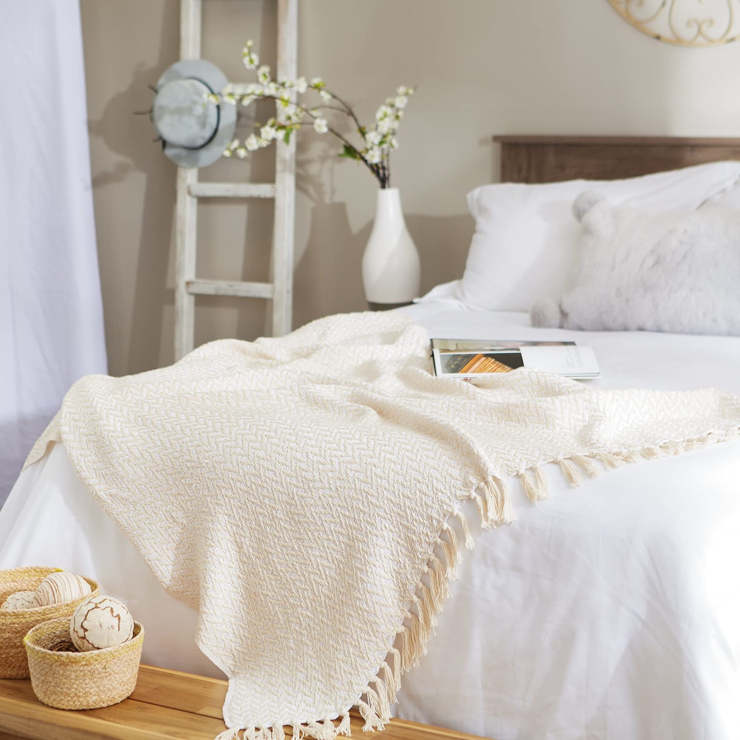 DII Modern Zig Zag Throw Blanket Woven Cotton, Hand-Knotted 2.5" Fringe, 50x60, Natural