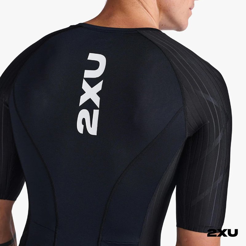 2XU Men's Trisuit Aero Sleeved Front Zip - Performance Triathlon Suit for Muscle Support
