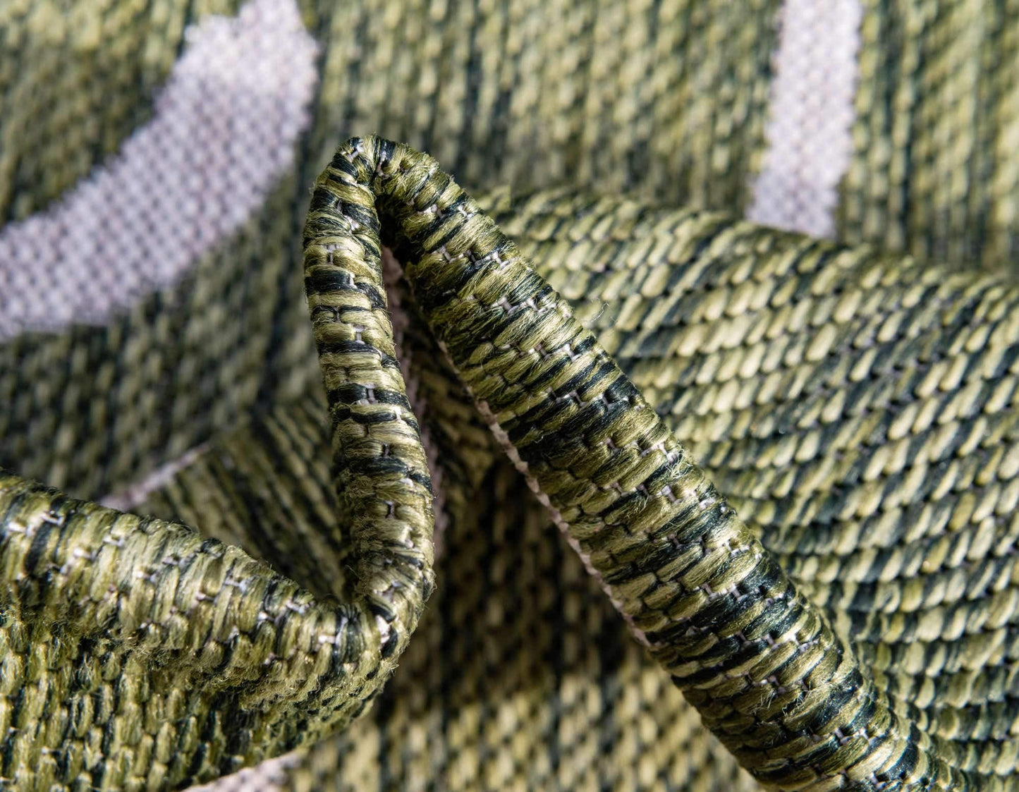 Unique Loom Outdoor Botanical Collection Area Rug - Curl (4' x 6' Rectangle Green/Ivory)