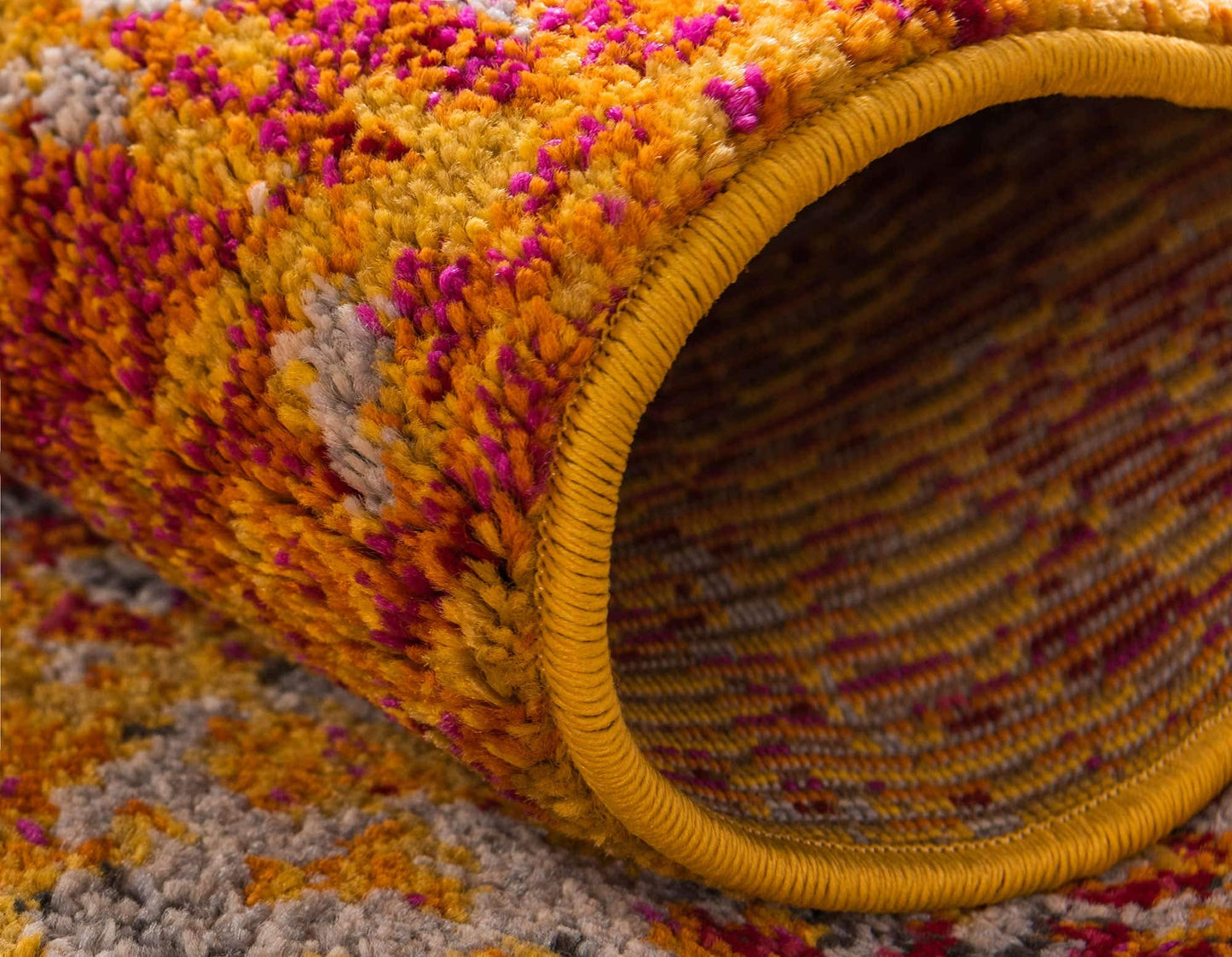 Unique Loom Estrella Collection Distressed, Abstract, Bright Colors, Modern Area Rug (7' 0 x 10' 0 Rectangular, Red/Yellow)