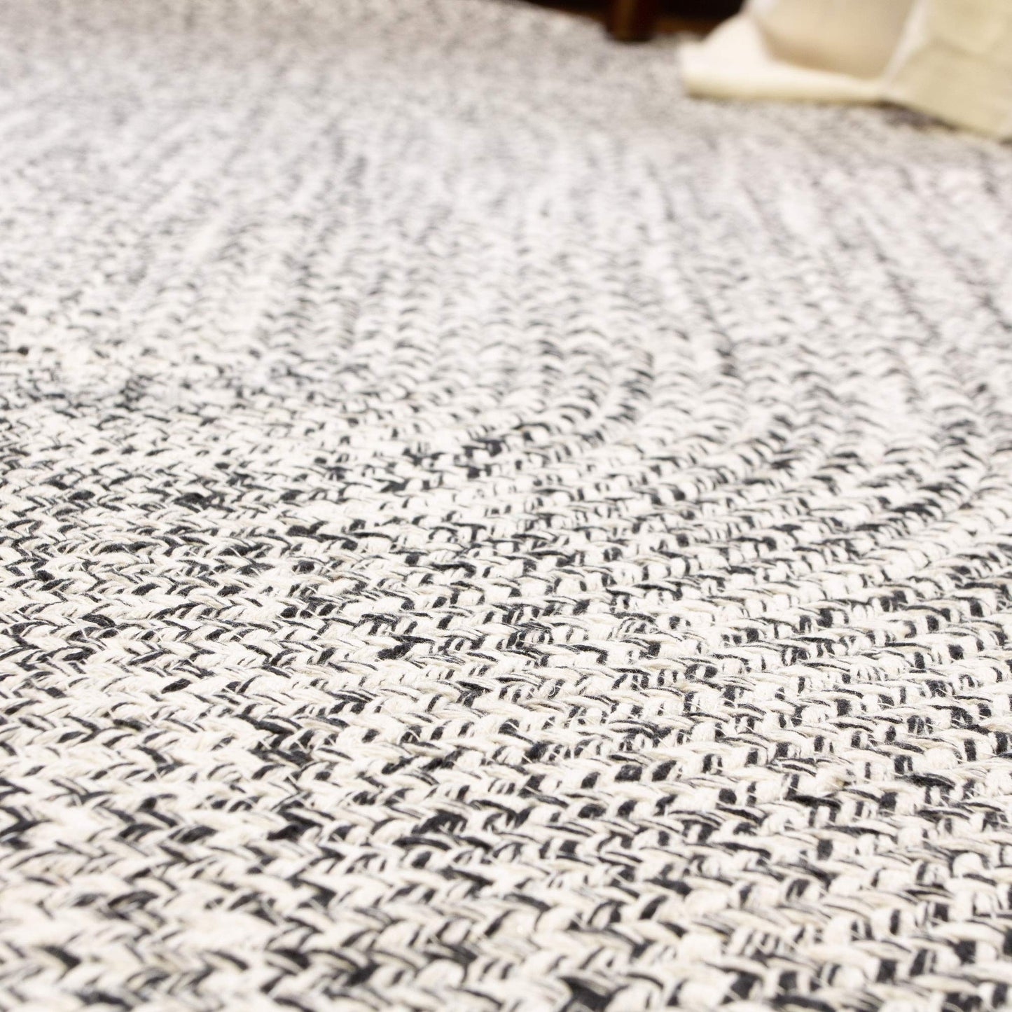 Super Area Rugs Farmhouse Braided Rug Cotton Kitchen Reversible Carpet, Black & White, 3' X 5' Oval