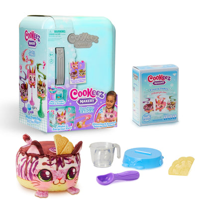 Cookeez Makery Freezy Cakez Mix & Decorate your plush best friend! Place your cake mix in the freeze And Be Amazed When A Scented, Shivering, Interactive Plush Friend comes out!