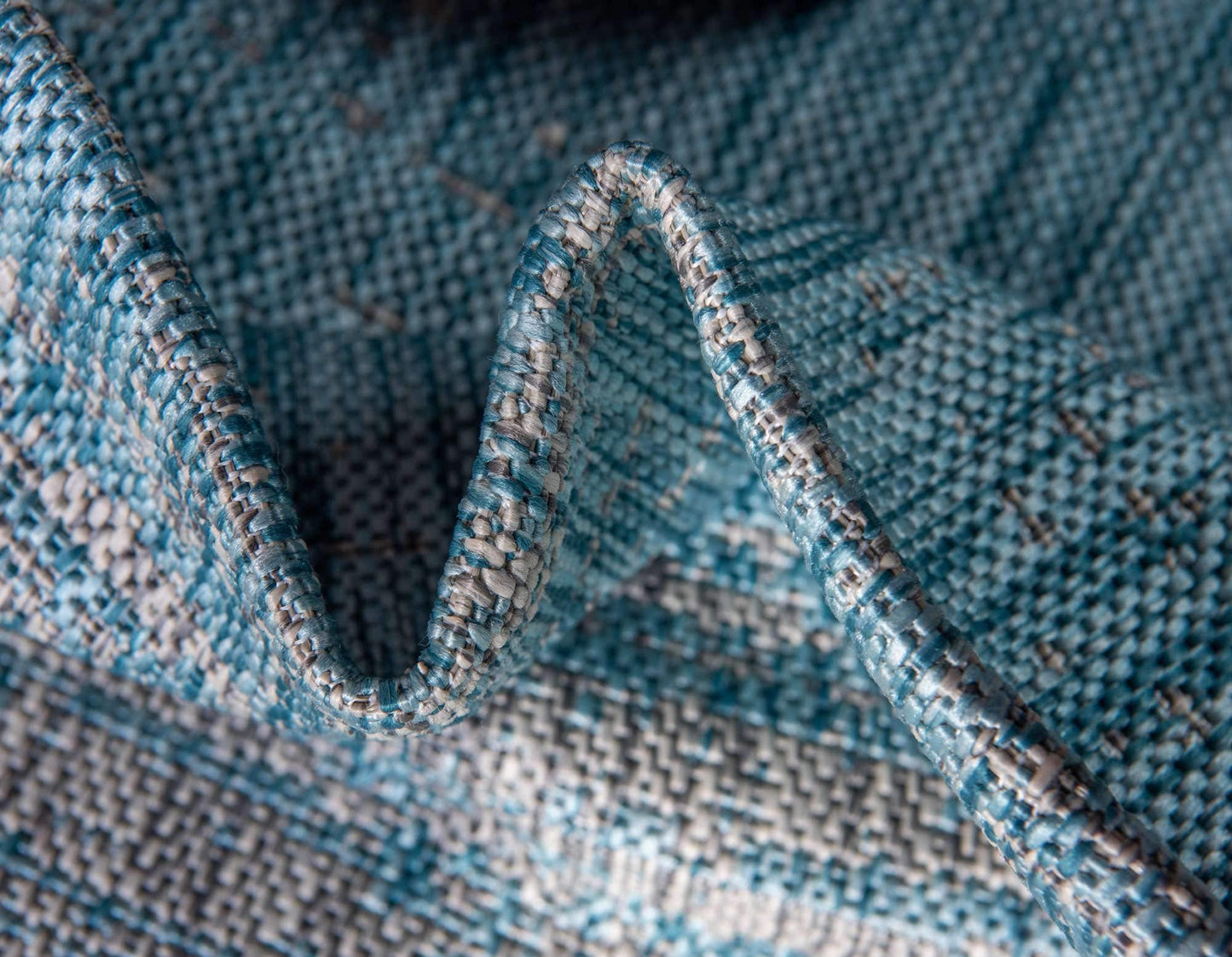 Unique Loom Outdoor Modern Collection Area Rug - Ombre (7' 1" x 10' Rectangle, Aqua/ Ivory)