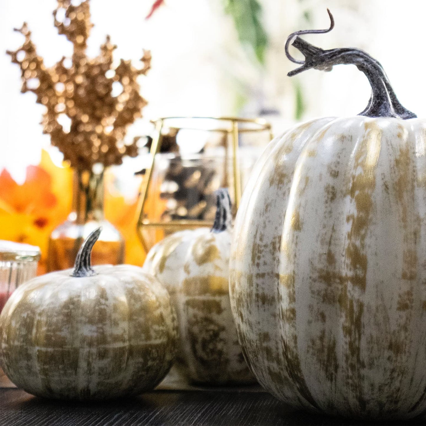 12 PCS Gold Brushed Pumpkins, Thanksgiving Table Centerpiece Decorations, Outdoor Faux Fake Foam Pumpkins for Fall Harvest, Halloween, Thanksgiving, Wedding, Table, Home Decor (Gold Brushed)