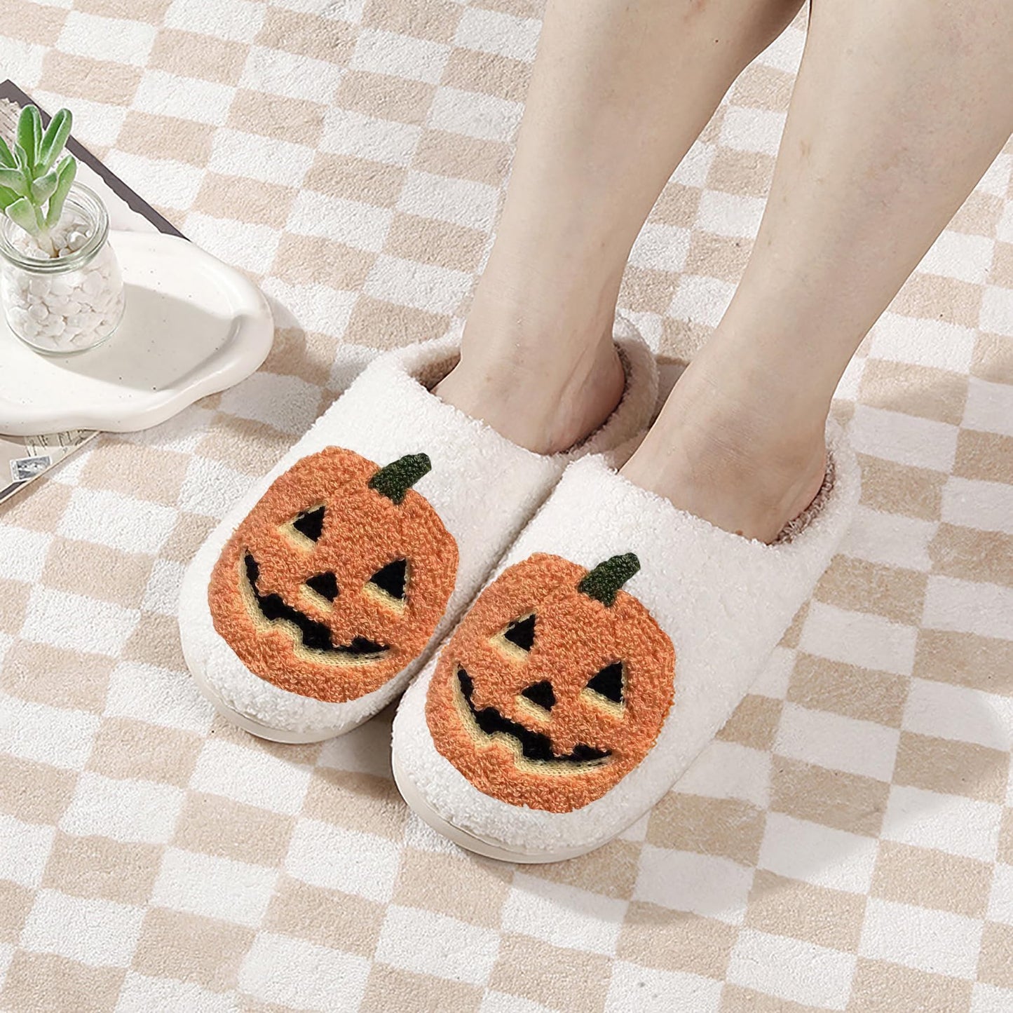 ULEL Halloween Pumpkin Slippers for Womens Mens Plush Warm Spooky Lantern Pumpkin Slippers House Shoes Yellow-41-42