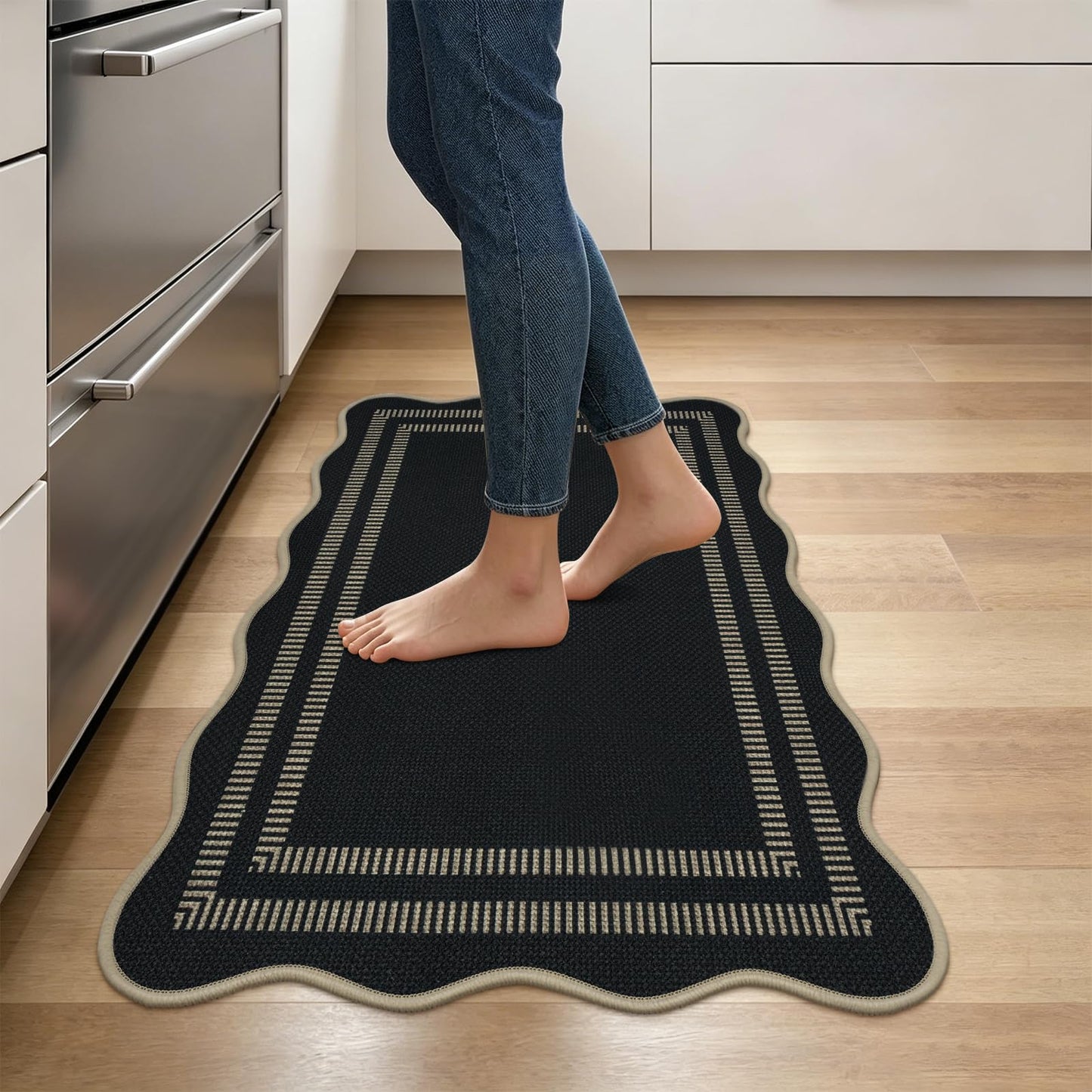 Leccod Kitchen Rugs Non Slip Washable, 17.3"x30" Cushioned Scalloped Rug Kitchen Mats for Floor, Absorbent Imitation Linen Braided Standing Mat for Sink Laundry Kitchen Decor