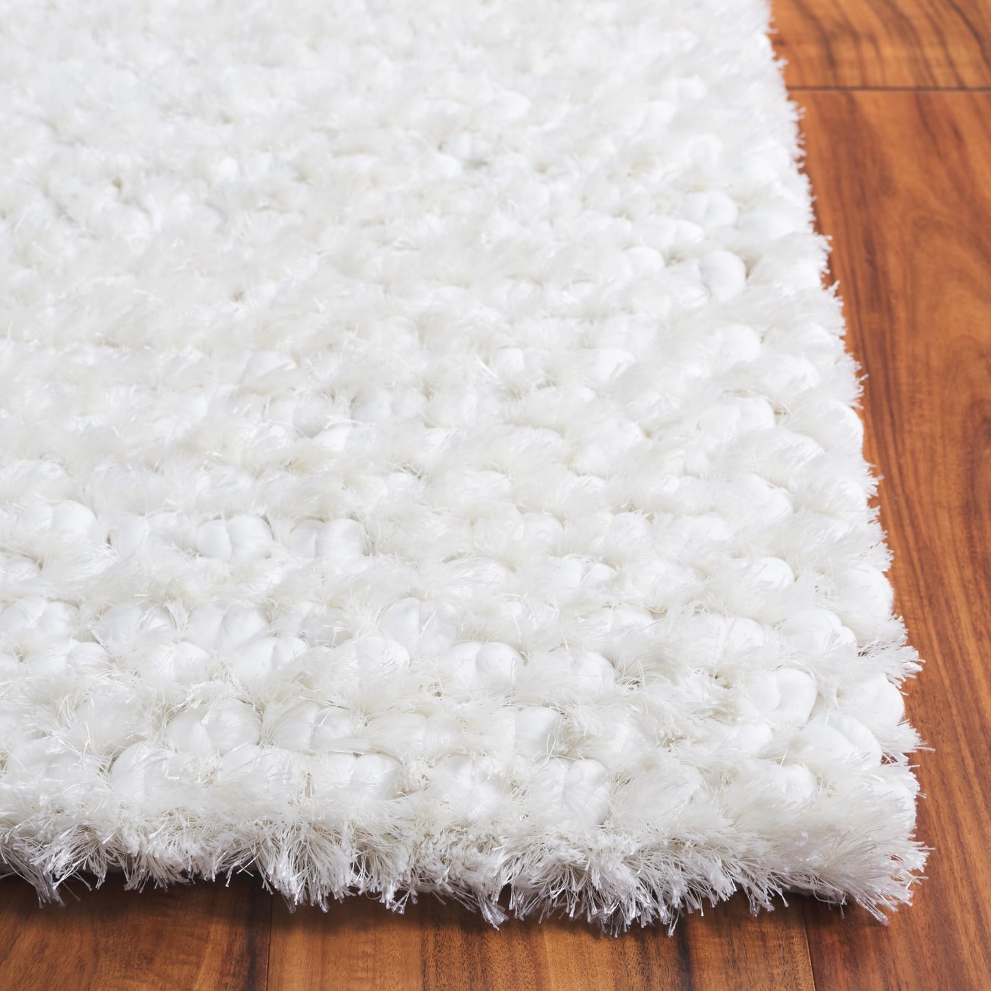 SAFAVIEH Saint Tropez Shag Collection 2'3" x 8' Snow White STS641W Handmade Solid 1-inch Thick Runner Rug
