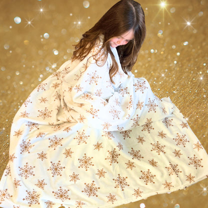 Serafina Home Christmas Holiday Throw Blanket: Velvelty Soft, Durable Fleece Accent for Bed or Couch (Golden Snowflakes, 50 x 60 inches)